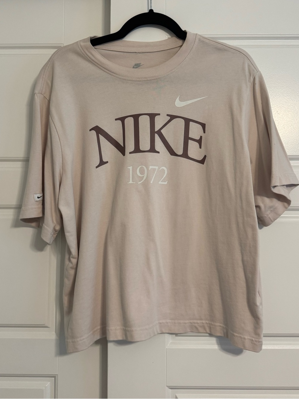 Nike Sportswear Oversized Women’s Tee